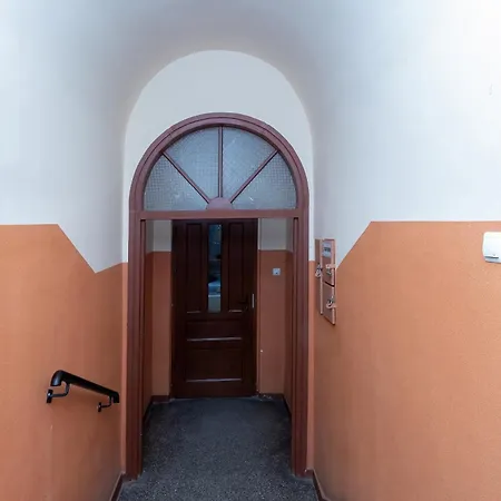 Apartment Zlotnikow Old Town By Renters Gdansk